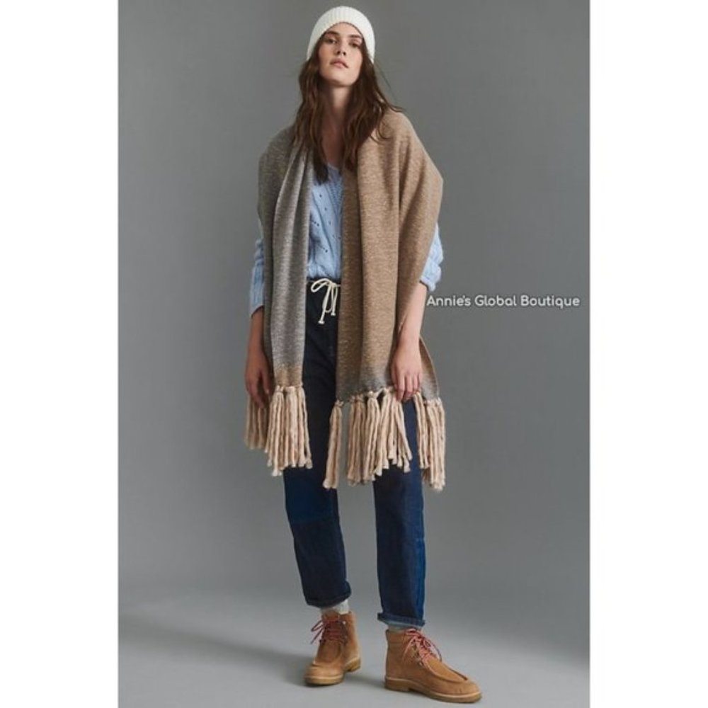 RARE ANTHROPOLOGIE Isabel Cozy Fringed Two-Toned Scarf - Picture 2 of 5